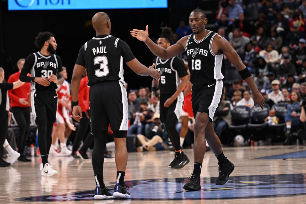 彼此之间的 彼此之间的